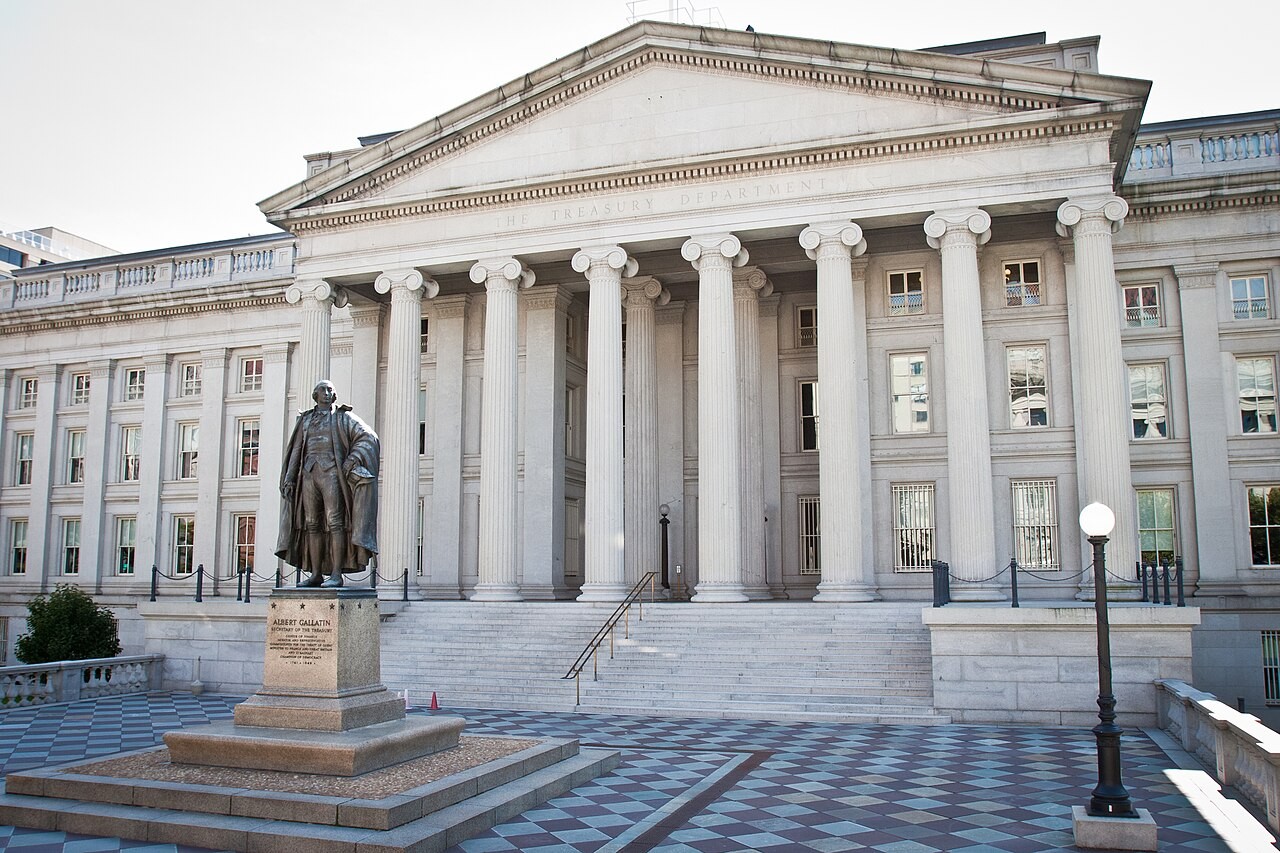 Markets still price October Fed hike odds