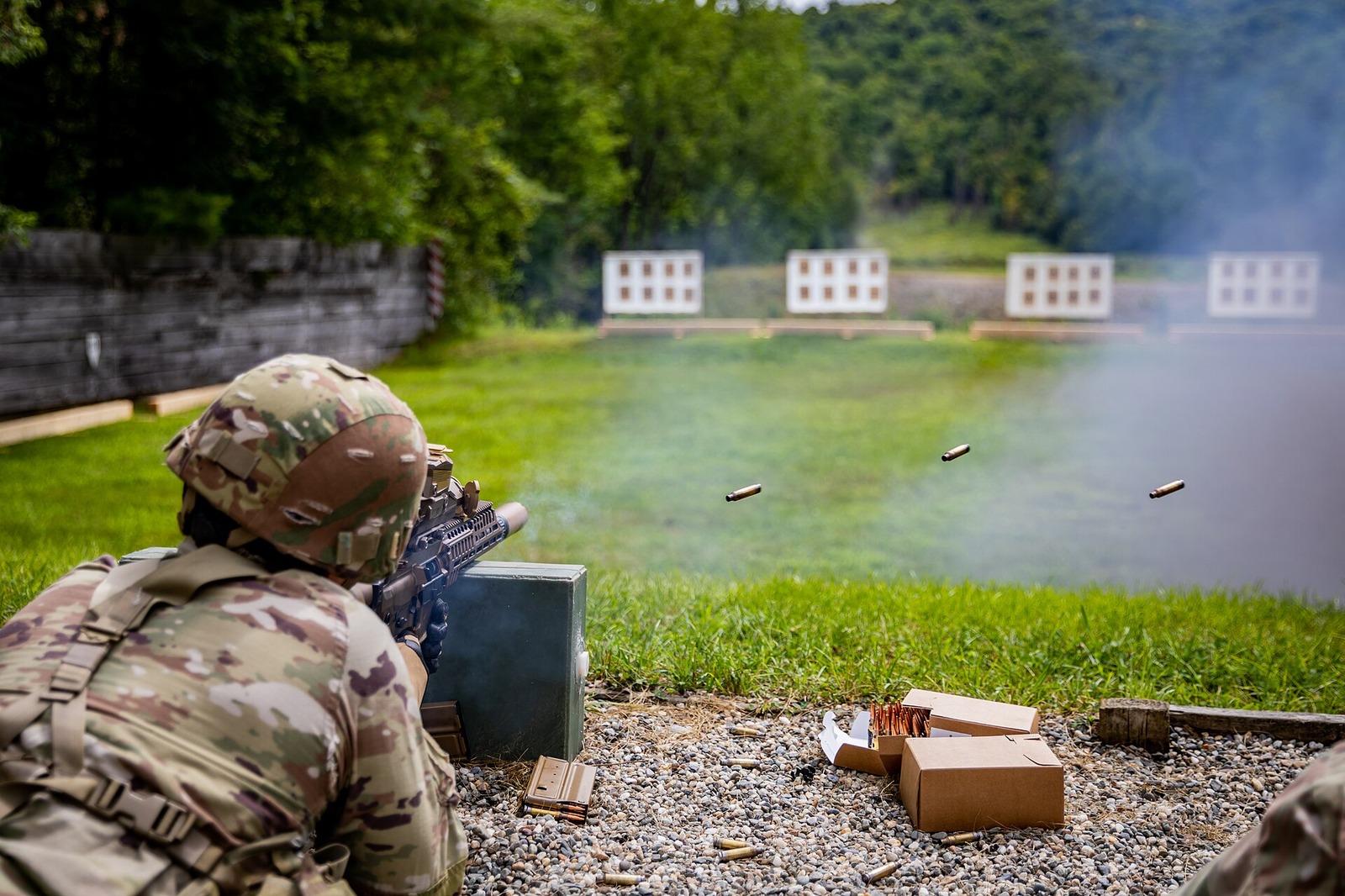 Hawaii Army National Guard soldier during weapons training