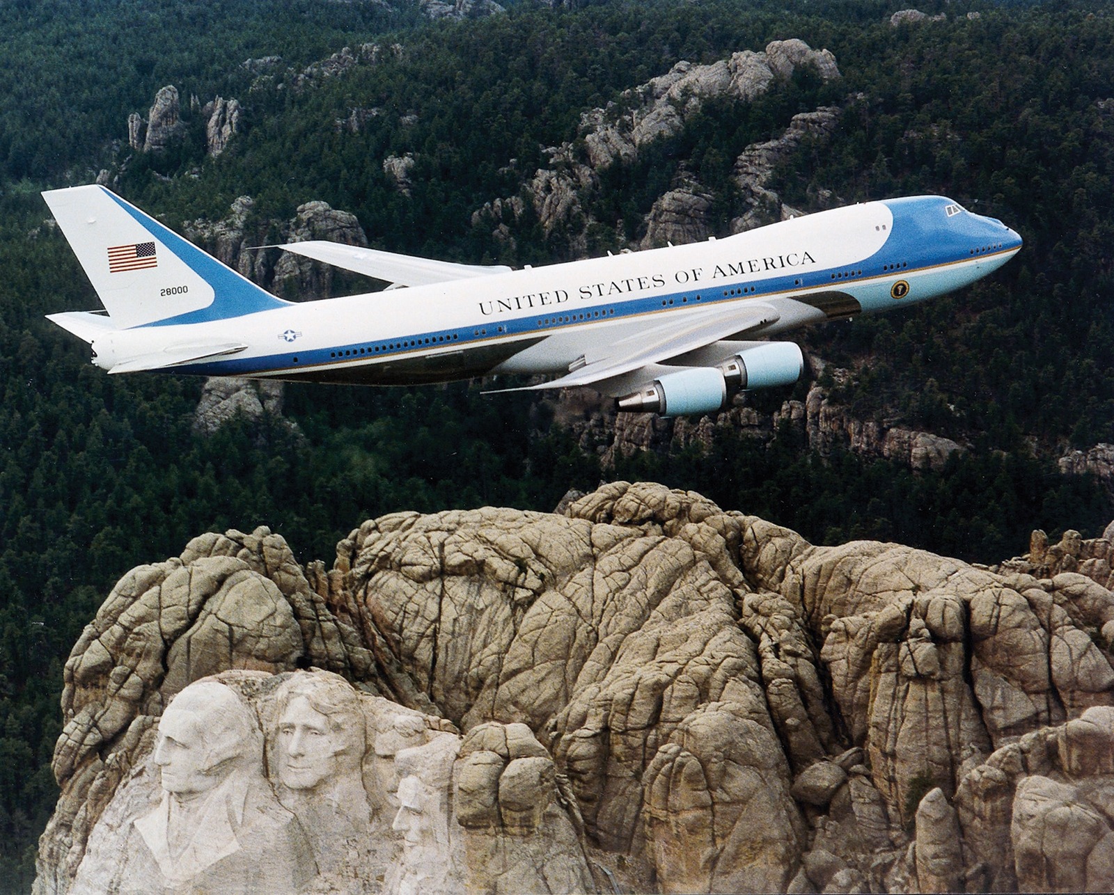 Air Force One on the tarmac