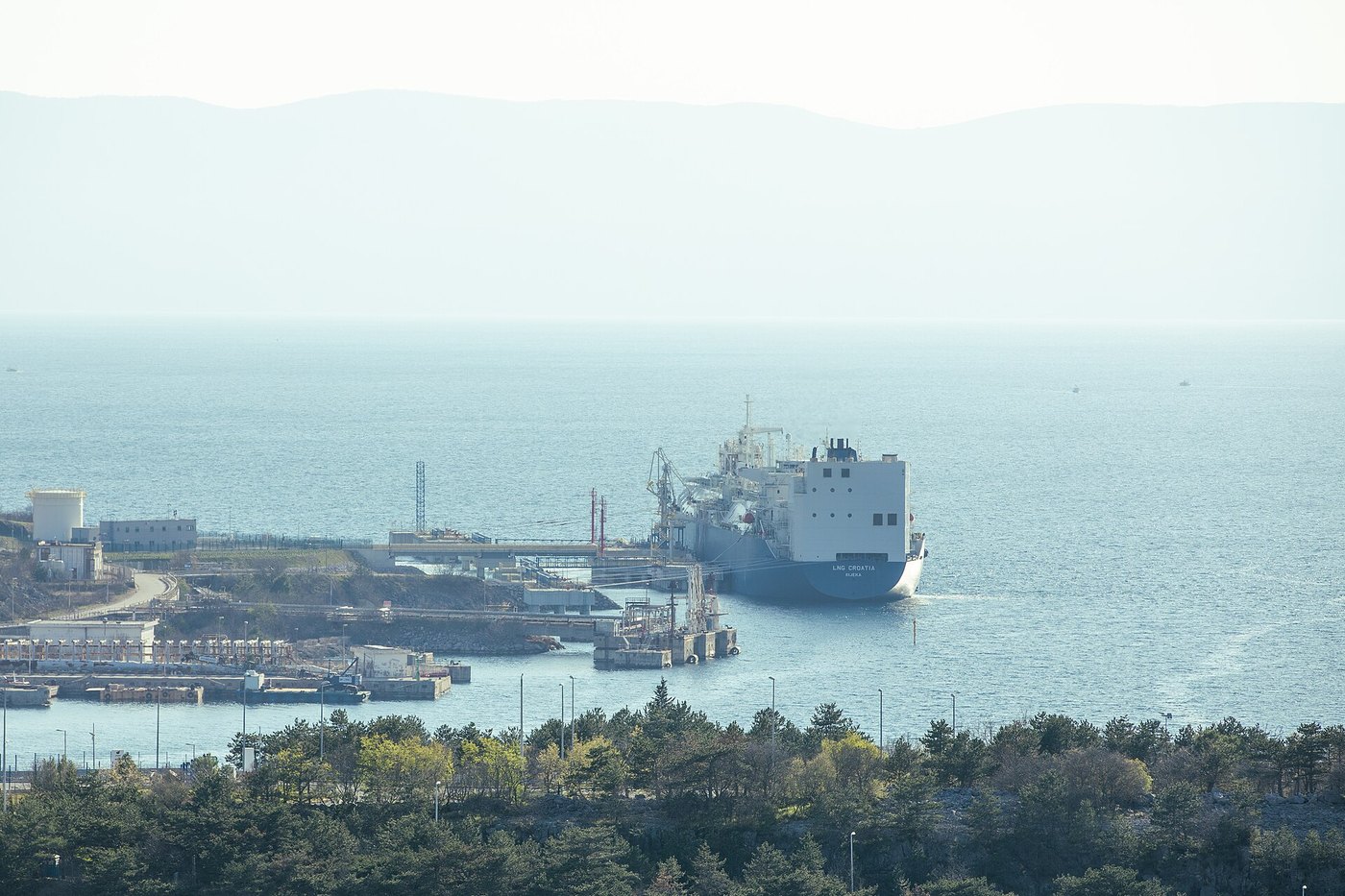 Oil tanker and gas tanker on the high seas