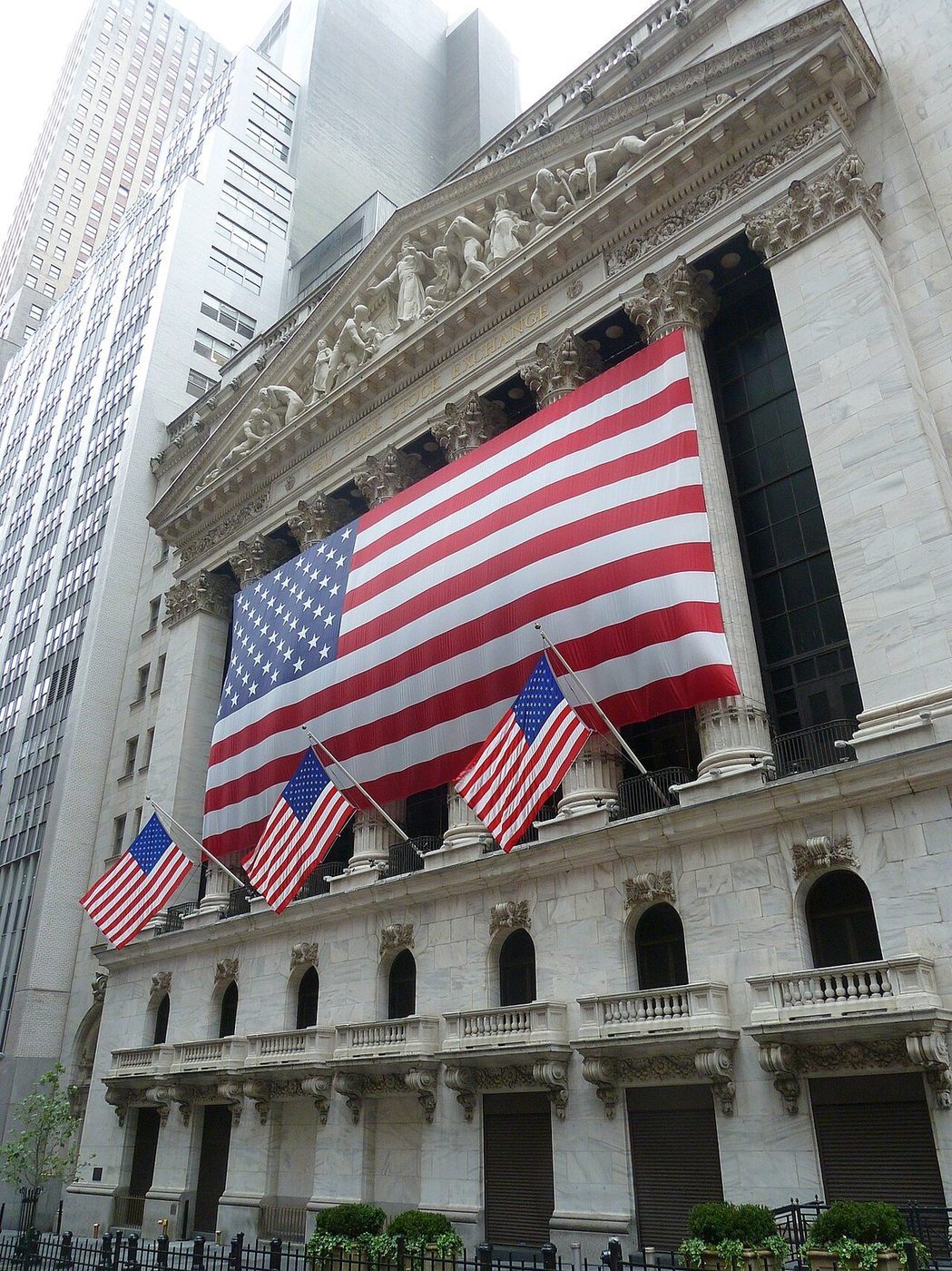 New York Stock Exchange building on Wall Street