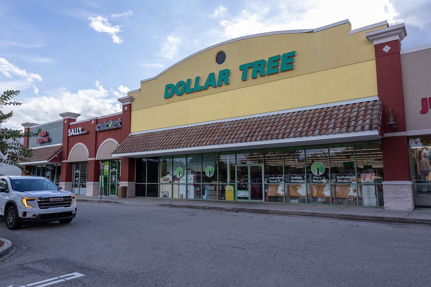 A Dollar Tree store in Orlando, Florida