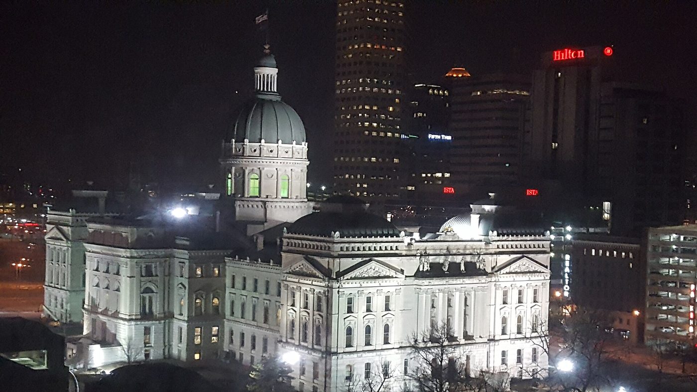 The Indiana Statehouse in Indianapolis at night