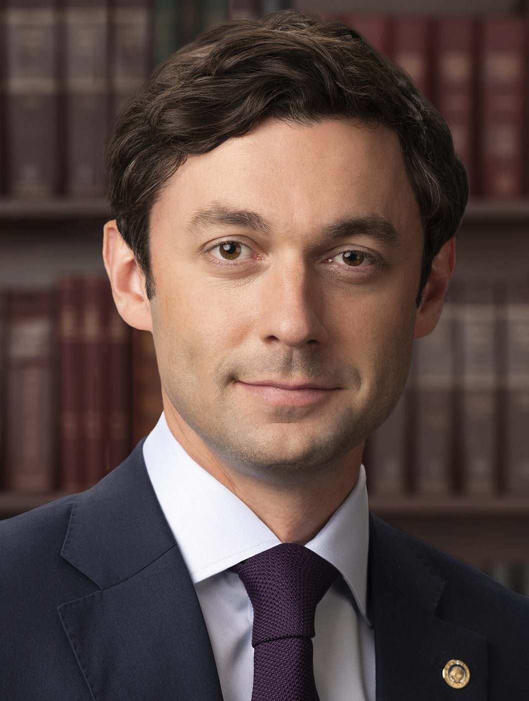Official Senate portrait of Sen. Jon Ossoff of Georgia, 2021