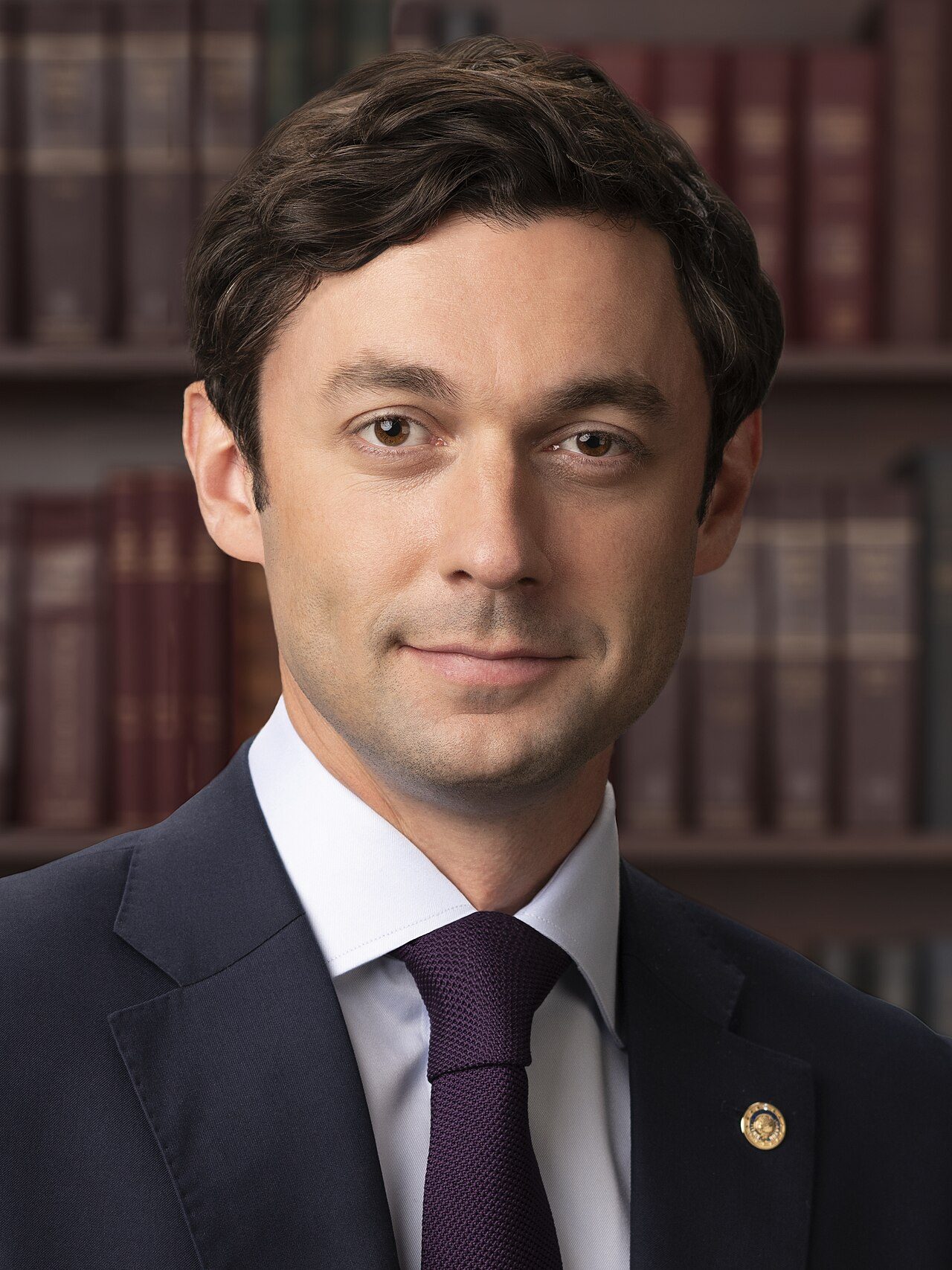 Official Senate portrait of Jon Ossoff