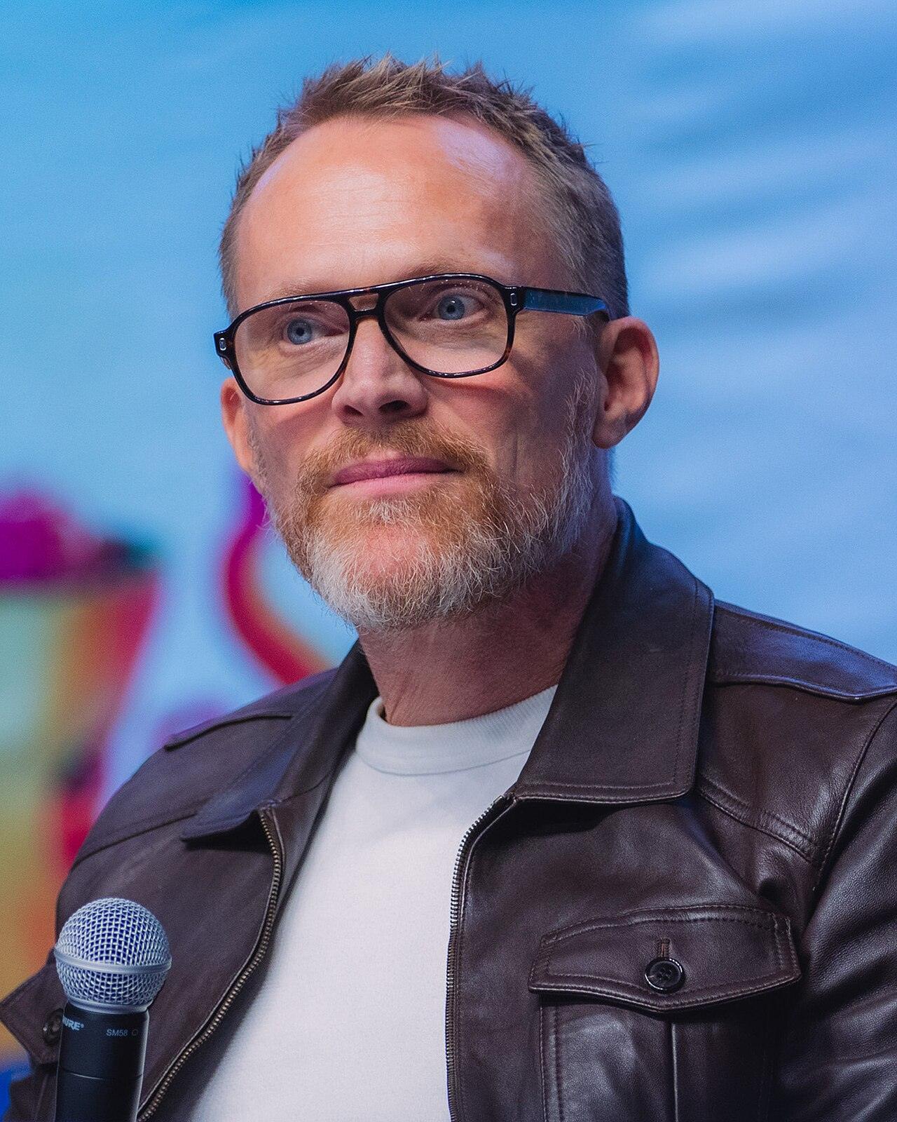 Actor Paul Bettany at a fan convention