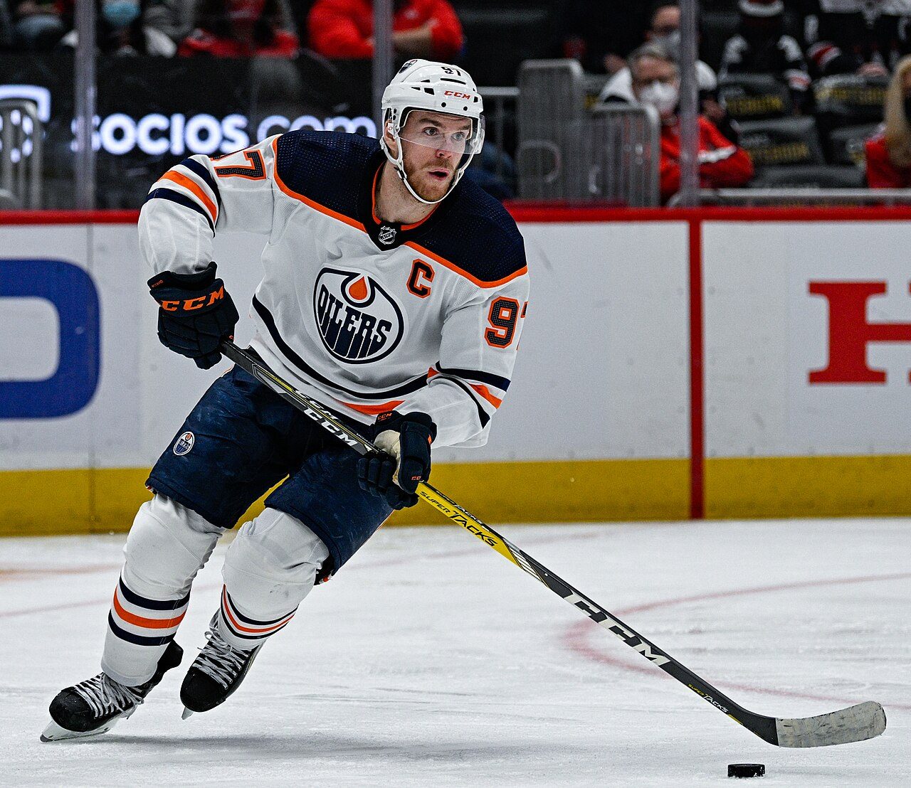 Connor McDavid of the Edmonton Oilers during a 2022 game against the Washington Capitals