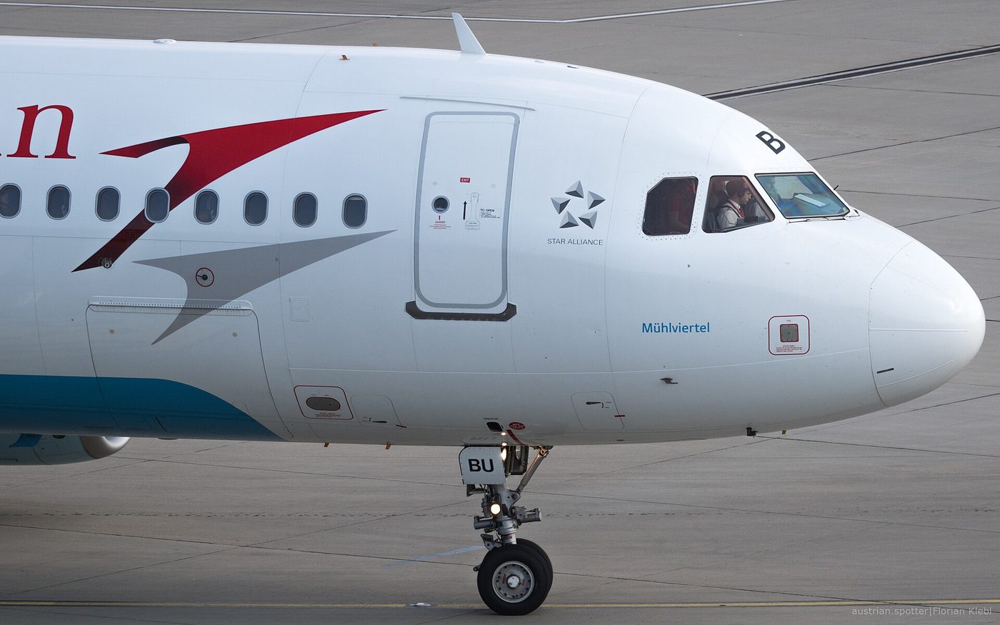 An Austrian Airlines Airbus A320 at Vienna Airport