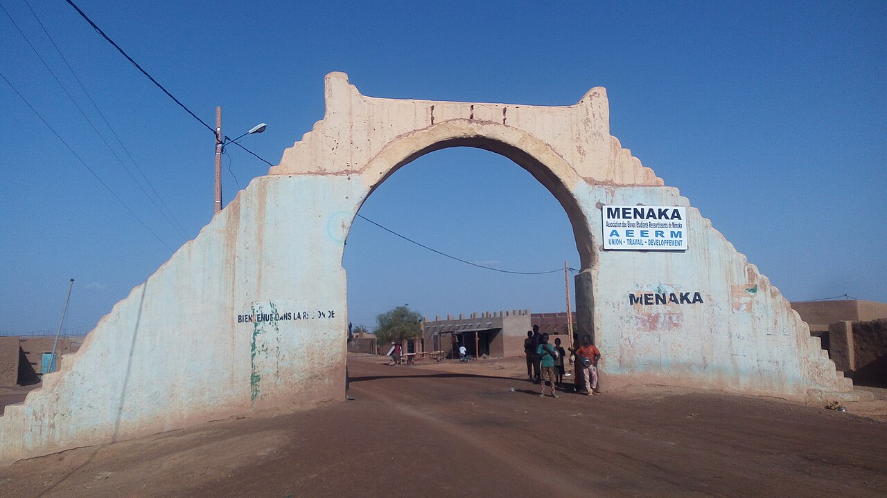 The entrance arch of the town of Menaka in Mali