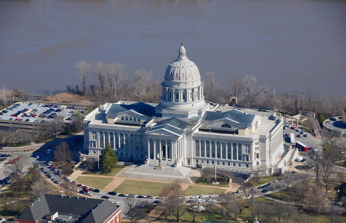 Aerial view of the domed Missouri State Capitol building