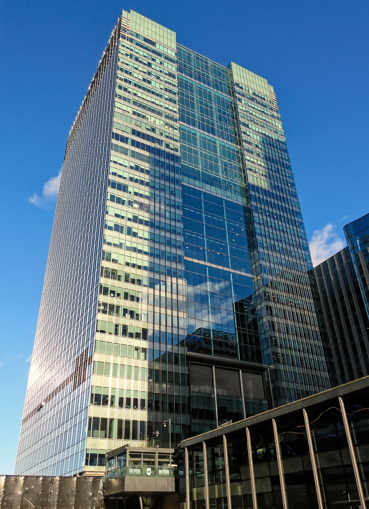 The Barclays global headquarters tower at Canary Wharf in London