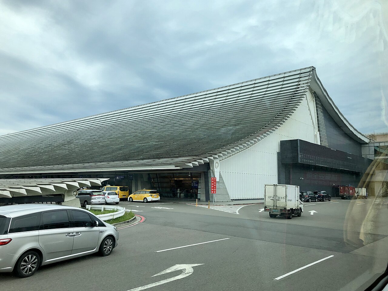 The outside of Terminal 1 at Taiwan Taoyuan International Airport