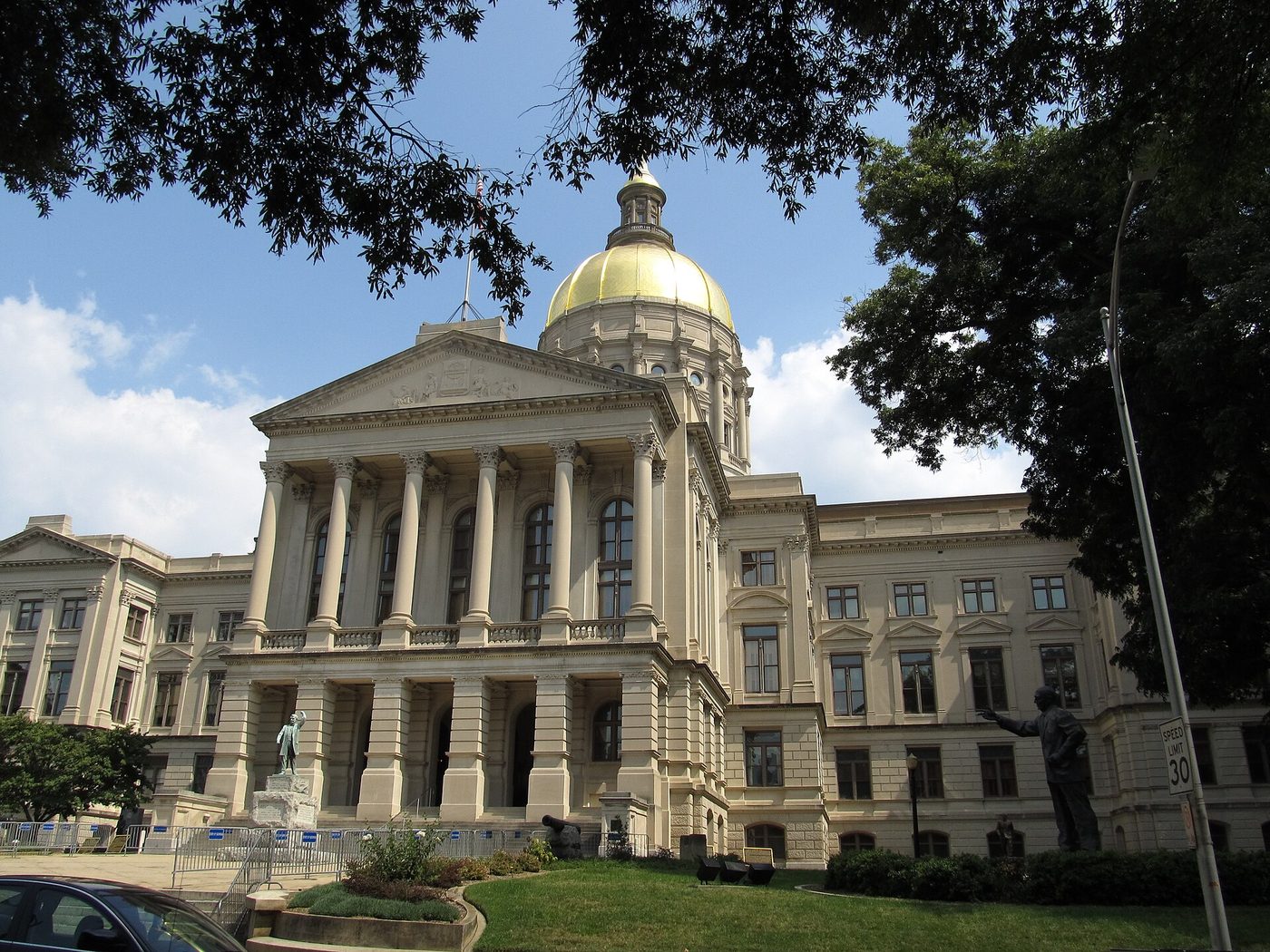 Illustrative photo: Georgia State Capitol in Atlanta