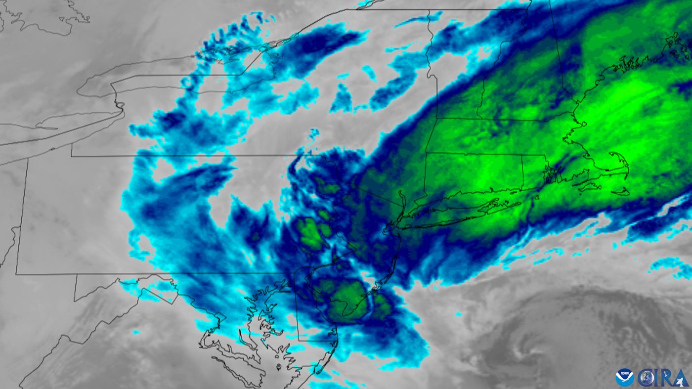 Satellite image of a winter storm over the US East Coast